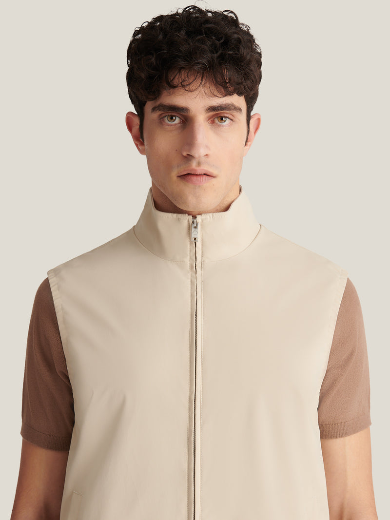 Molo Zip Vest in Peyote