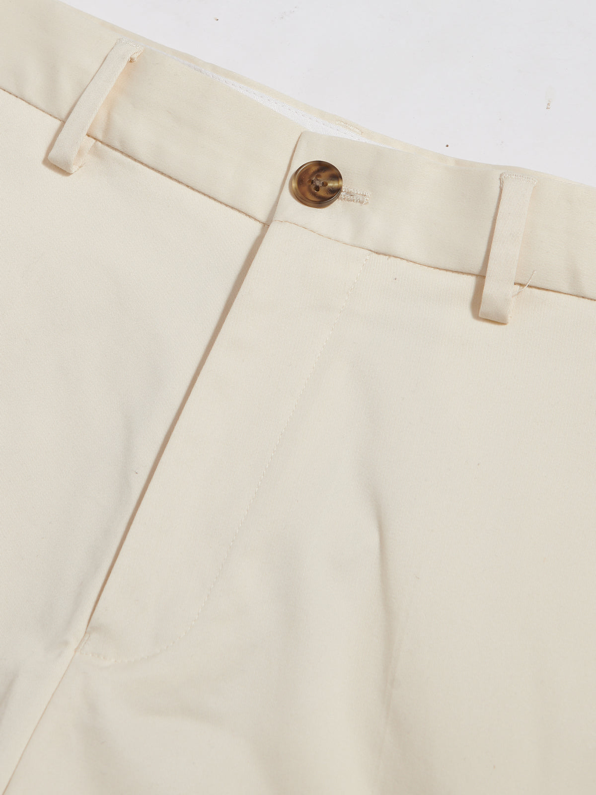 Marlborough Short in Egret
