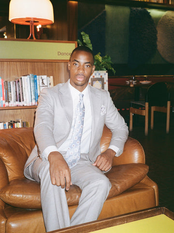 Linen Contemporary Notched Lapel Suit in Taupe