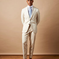 Contemporary Notched Lapel Suit Jacket in Egret