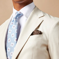 Contemporary Notched Lapel Suit Jacket in Egret