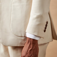 Contemporary Notched Lapel Suit Jacket in Egret