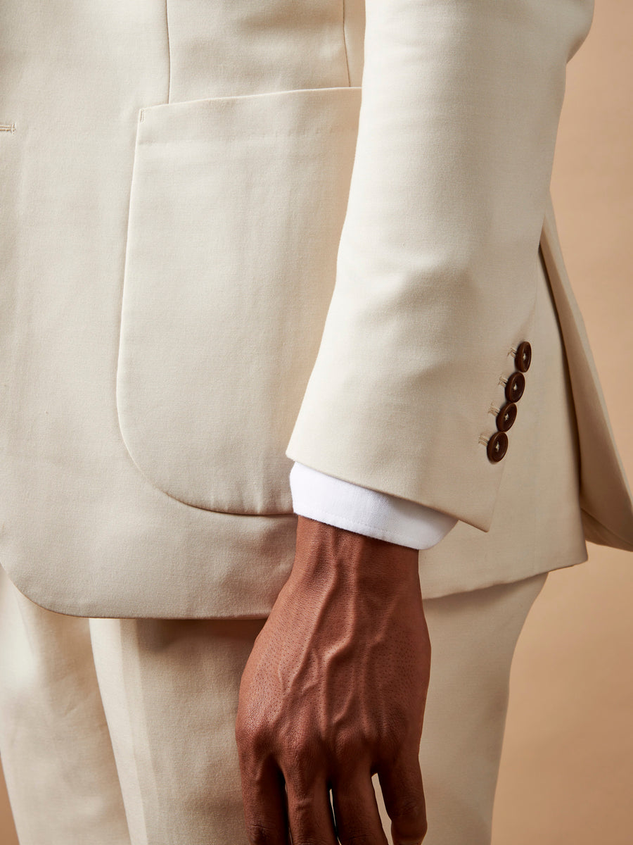 Contemporary Notched Lapel Suit Jacket in Egret