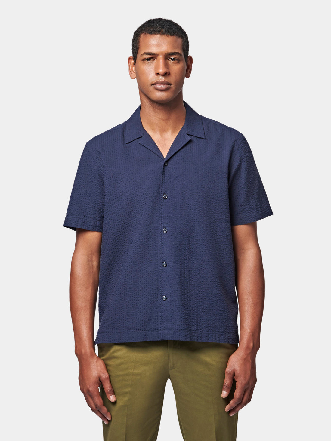 Casual Revere Collar Seersucker Short Sleeve Shirt in Navy Blue