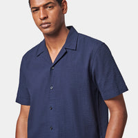 Casual Revere Collar Seersucker Short Sleeve Shirt in Navy Blue