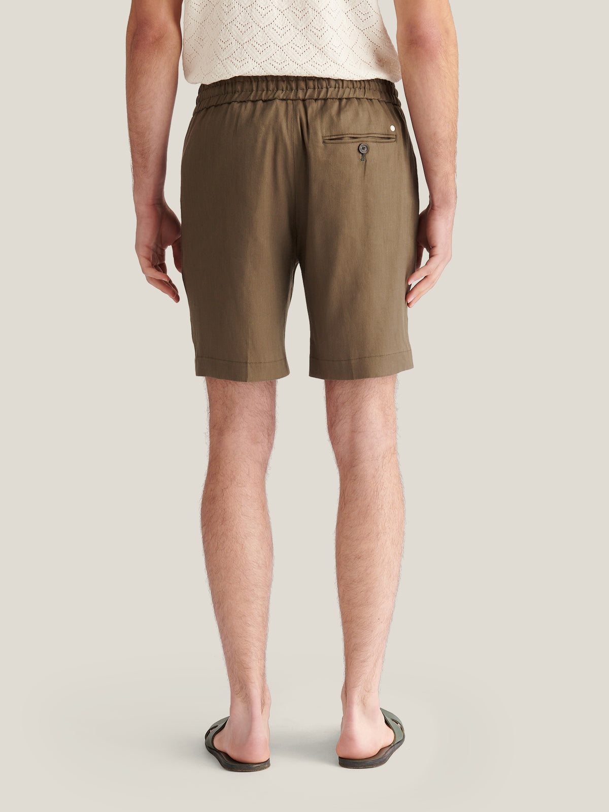 Marina Linen Blend Bermuda Short in Tea Leaf