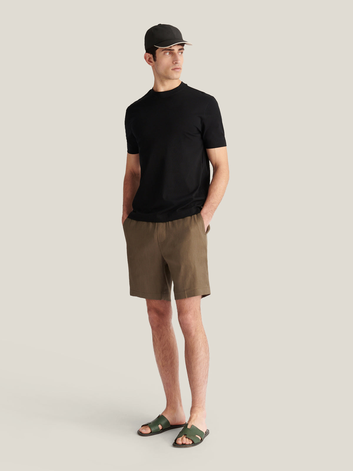 Marina Linen Blend Bermuda Short in Tea Leaf