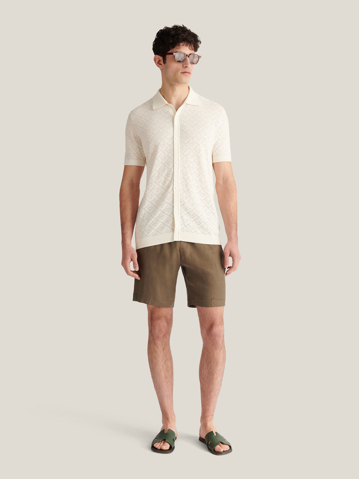 Marina Linen Blend Bermuda Short in Tea Leaf