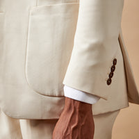 Contemporary Notched Lapel Suit Jacket in Egret