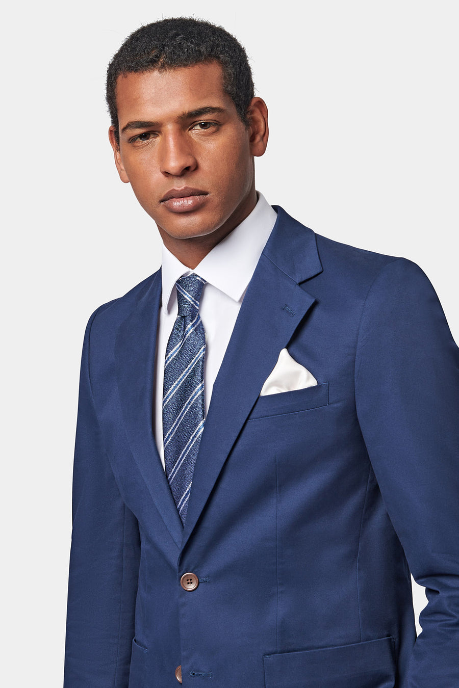 Contemporary Notched Lapel Suit Jacket in Navy Blue