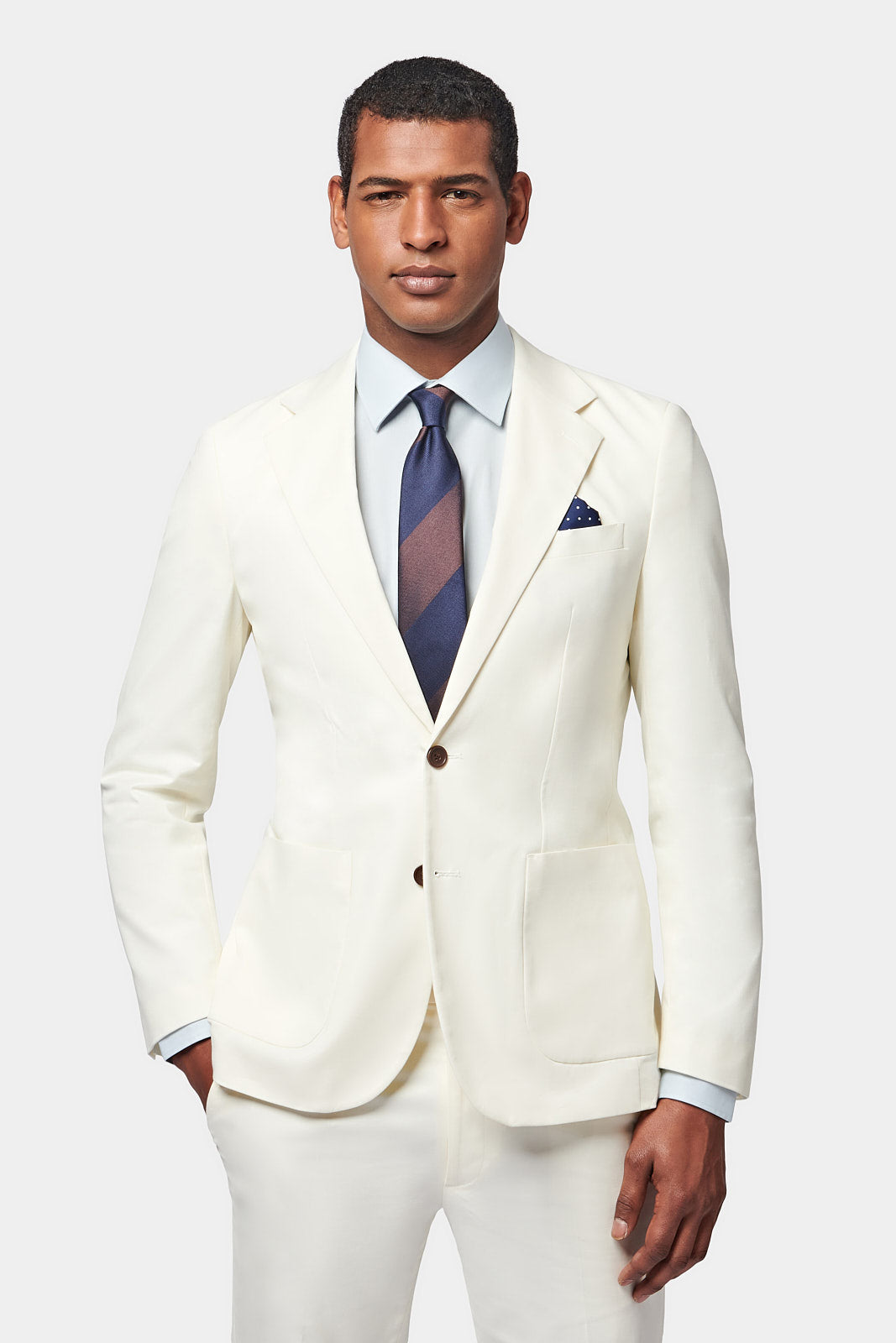 Contemporary Notched Lapel Suit Jacket in Egret